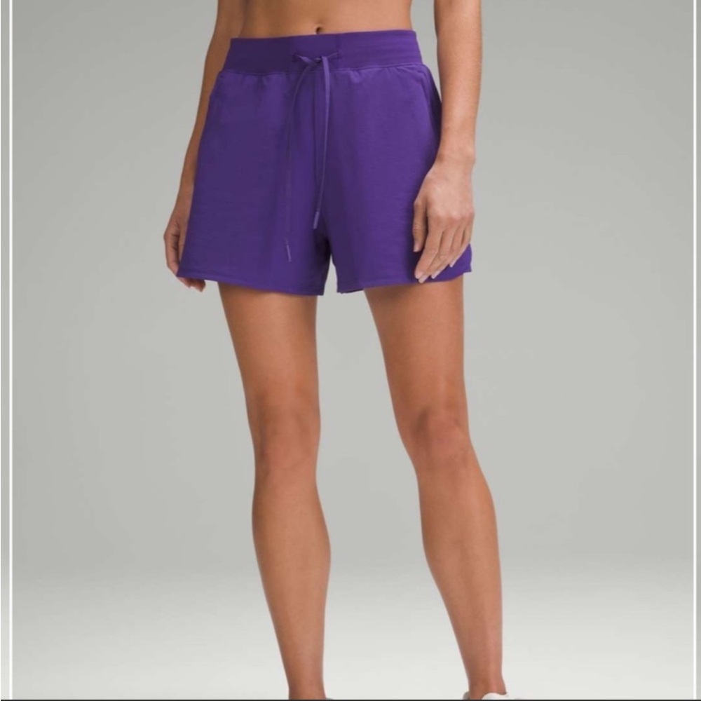Lululemon Athletic License to Train High Rise Shorts